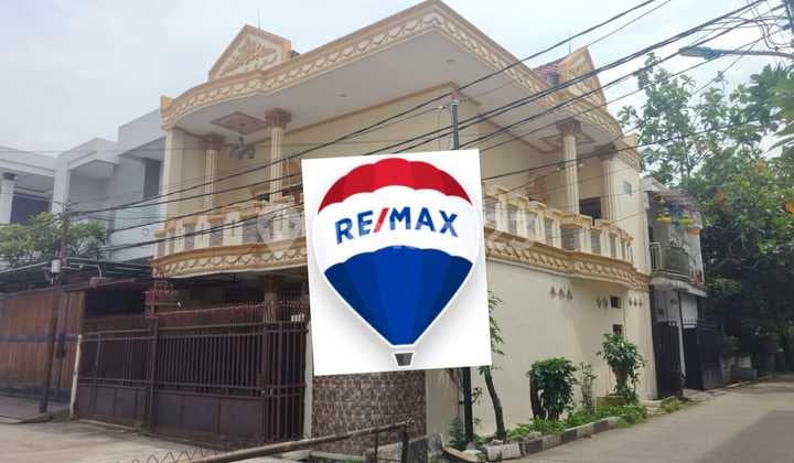 Dijual Rumah 2,5 Lantai di Sukapura Jakarta Utara Dijual Rumah 2,5 Lantai di Sukapura Jakarta Utara