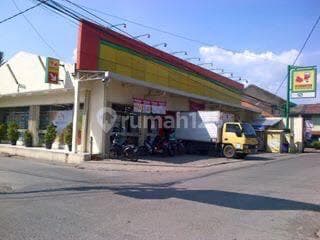 Ruang usaha aktif lokasi drh ramai Cisaranten Kulon, Arcamanik. Khusus utk investor, saat ini property sdg tersewa sampai 2030