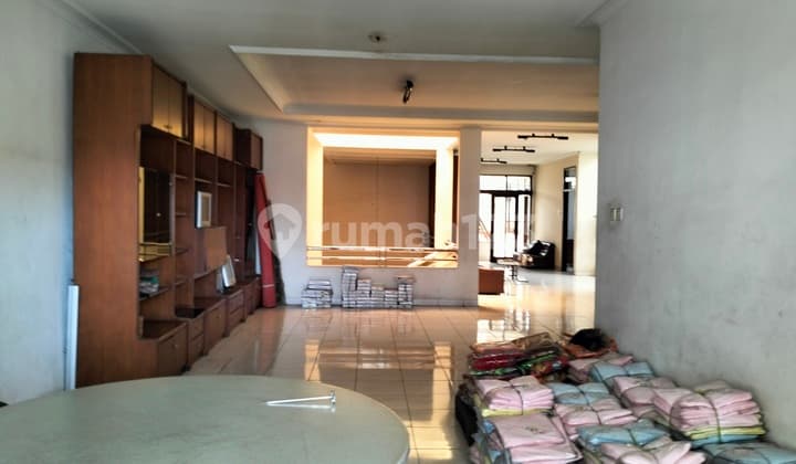 Rumah lokasi mainroad Kopo Permai, bisa utk gudang/toko/kantor/usaha lainnya