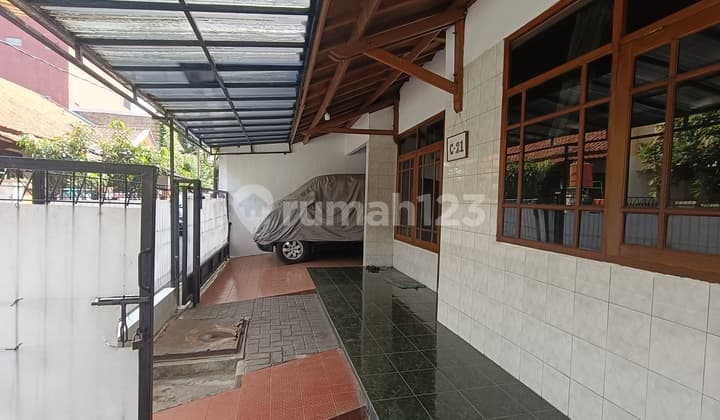 Sweet Home In Cibolerang Indah Complex, Close To The City, Car Access