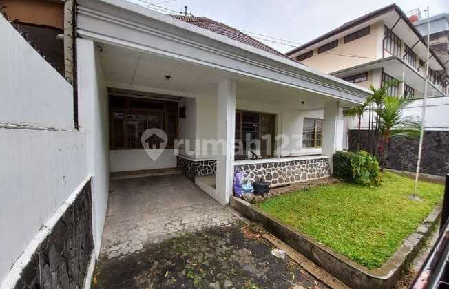 Jarang Ada Rumah Belanda Sayap Riau Strategis di Kota Bandung