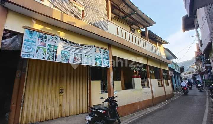 MURAH! Dijual RUMAH Dan Kosan 3 Lantai Kokoh Dekat BORMA KERKOF