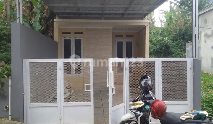 Termurah! Dijual rumah siap huni Luas 68 di Cluster Cipageran