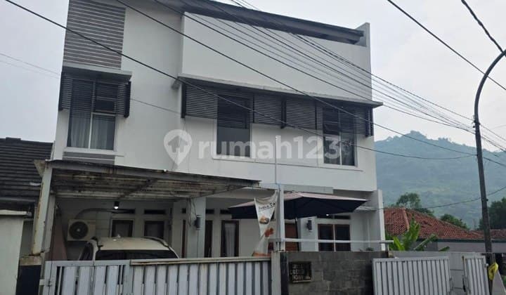 Dijual Rumah Cocok Untuk Tempat Tinggal & Usaha Dekat UNJANI