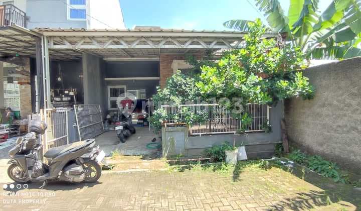 Cheap! Strategic! Ready-to-Occupy House for Sale in Padasuka, Cimahi