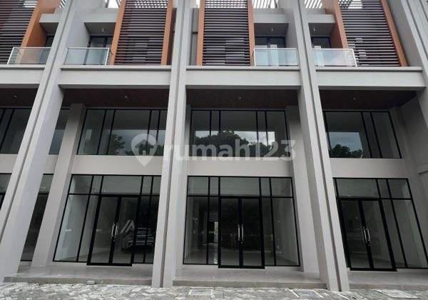 Ruko Avenue Merr Surabaya Akses Parkir Luas Cocok Buat Usaha