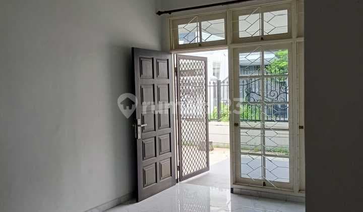 Rumah Manyar Kertoadi Surabaya Lt 240m2 Masih Bagus Dan Terawat