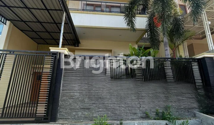 RUMAH DHARMAHUSADA MAS SURABAYA ROW JALAN 4 MOBIL MASIH TERAWAT RUMAH DHARMAHUSADA MAS SURABAYA ROW JALAN 4 MOBIL MASIH TERAWAT