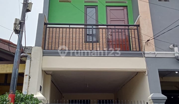 Siap Huni Rumah Sewa 2,5 Lantai Utan Kayu Utara Jakarta Timur