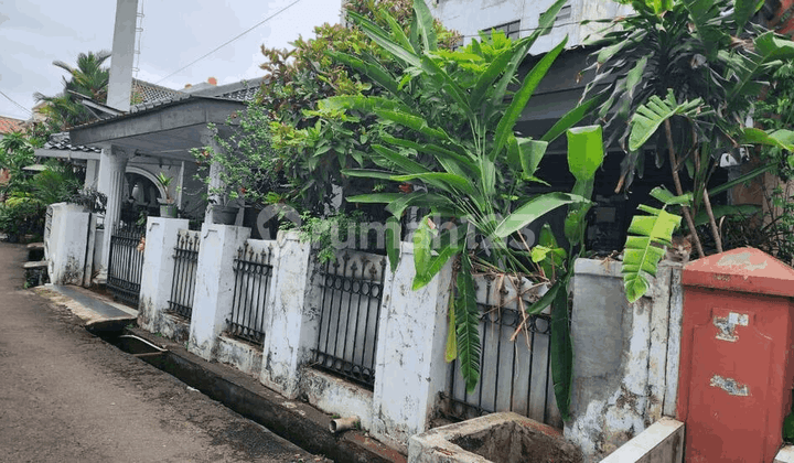 House, Bpkp Complex, South Rawasari, Central Jakarta
