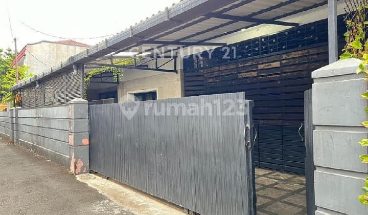 Rumah Dekat Stasiun Tebet Barat Jakata Selatan