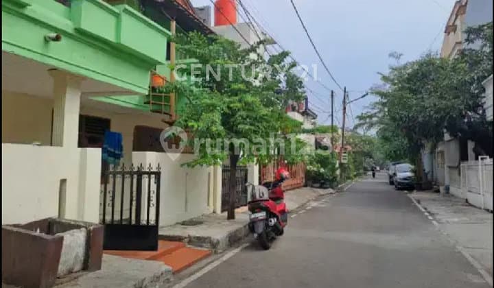Rumah Rawamangun Di Komplek Perumahan Perhubungan Dkt Mesjid