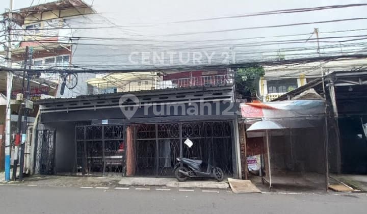 2-Storey Strategic Shop House by the Roadside in Johar Baru, Central Jakarta