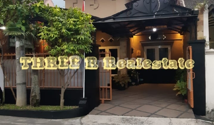 Rumah bagus luas strategis pinggir Jalan Sulfat harga ekonomis