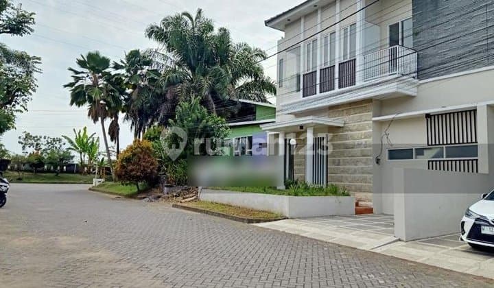 Rumah Exclusive 2 Lantai Ready Stock Jl Akordion Malang