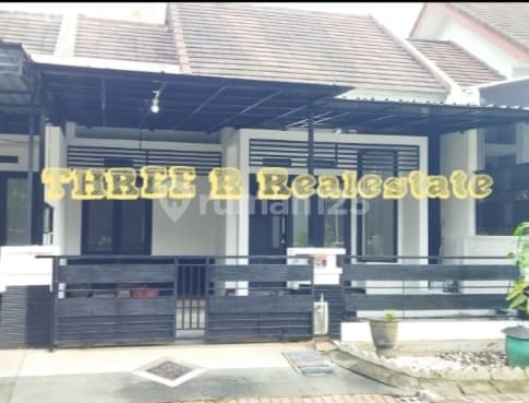 Rumah bagus SHM siap huni di Permata Jingga Soehat