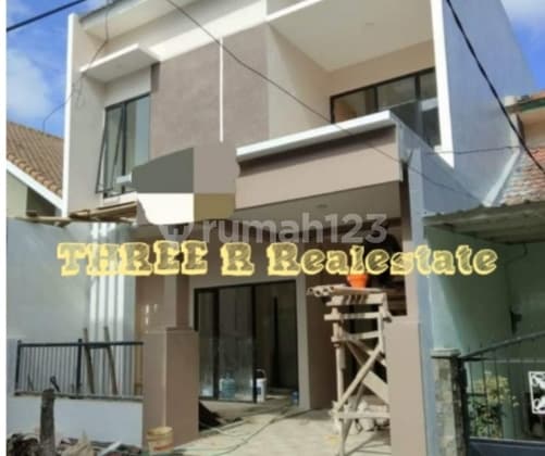 Rumah baru 2 lantai di Sawojajar lokasi dekat jalan poros