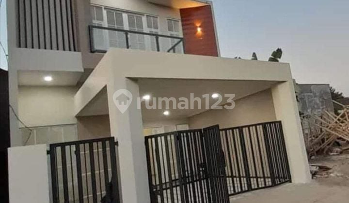 Rumah baru siap huni semi furnished dekat kampus UB