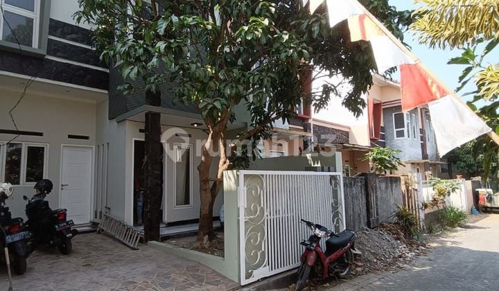 Rumah Bagus 2 Lantai lokasi Tengah kota dekat RS Lavellette