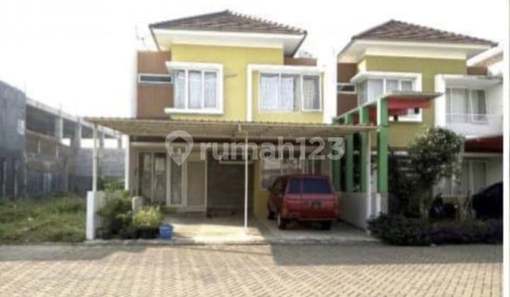 Rumah Cantik Terawat Siap Huni di Cluster Elite Sawojajar