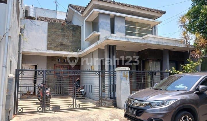 Rumah Kost Lokasi Strategis Jual Butuh Cepat