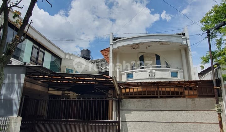 Rumah Kurdi Timur 2 Lantai