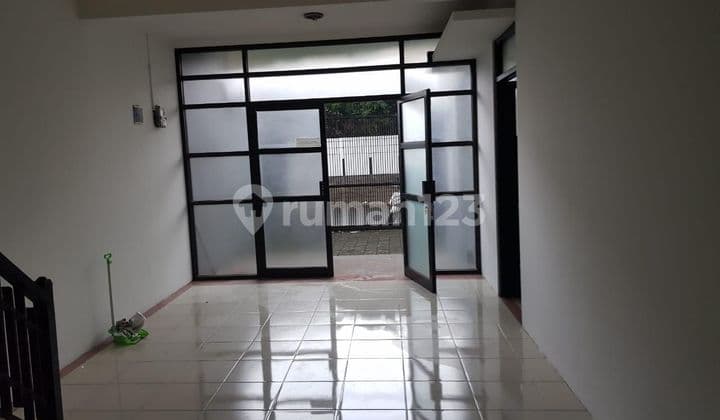 Rumah Cocok Untuk Kosan Atau Rumah Tinggal di Cigadung
