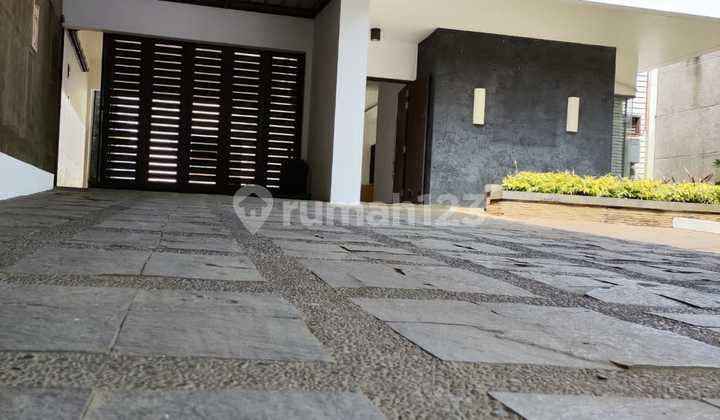 Rumah tinggal dekat komplek sukamulya