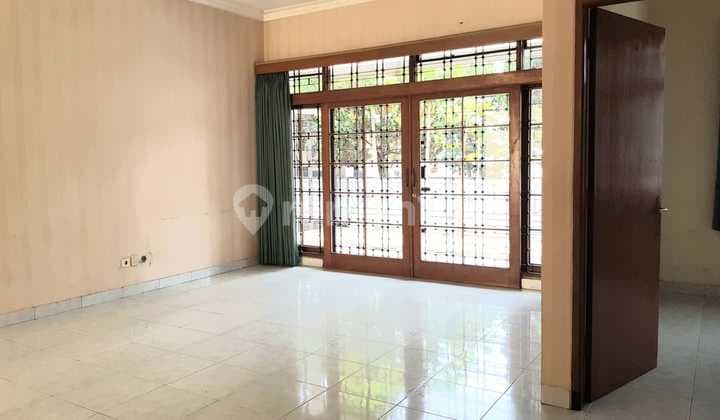 For Rent Rumah Minimalis di Komplek Singgasana
