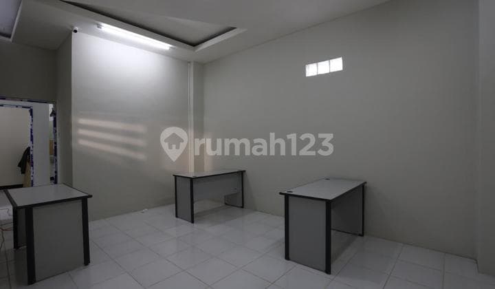 For Sale Ruko Rendeng di Mainroad Jalan Bkr