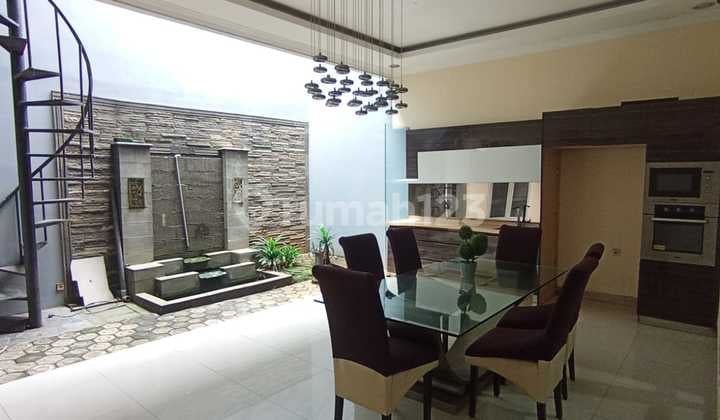 Disewakan Rumah Grand Wisata Siap Huni