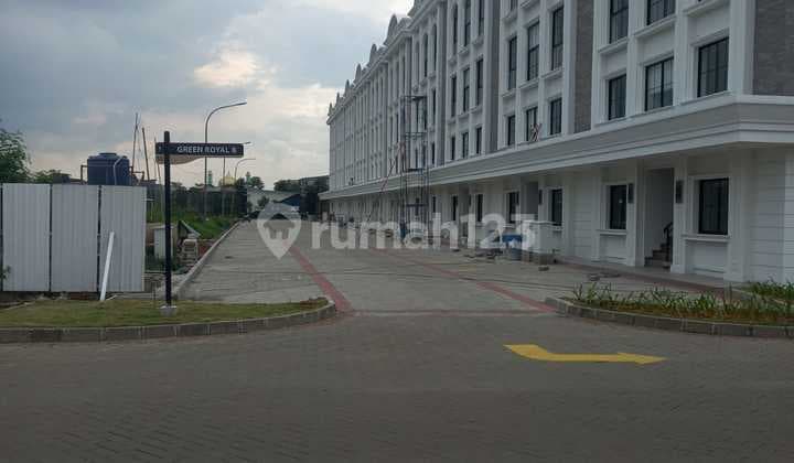 Disewakan Condo House Green Royal Bangunan Baru 50M2, Semanan Jakart Barat