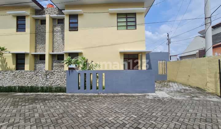 Rumah Bagus Strategis Siap Pakai Di Colomadu Solo