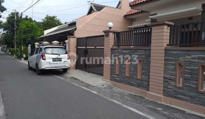 Rumah Bagus Strategis Siap Pakai Di Kerten Laweyan Solo