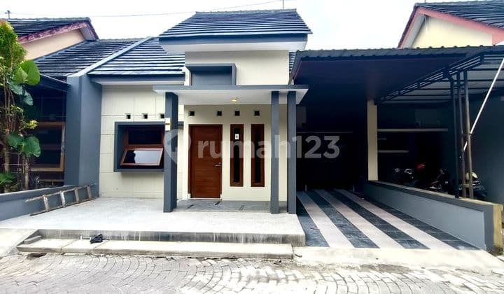 Rumah Cluster Bsgus Siap Pakai di Gentan Solo