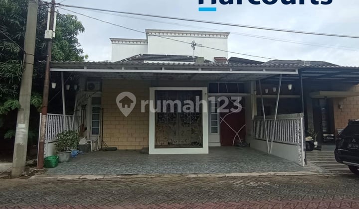Strategic Elite Cluster House Ready to Use in Colomadu Solo