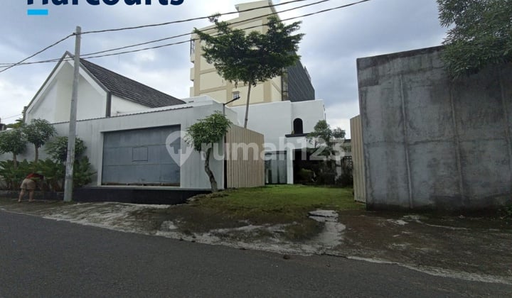 Rumah & Ruko Bagus Strategis Siap Pakai di Banjarsari Solo