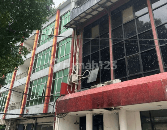 For Rent: Menteng Shop House, Area 390 Square Meters, Code: 20786 Br/Fd