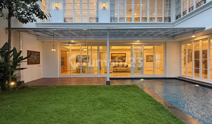 Rumah Mewah Modern Classic Kemang Dalam