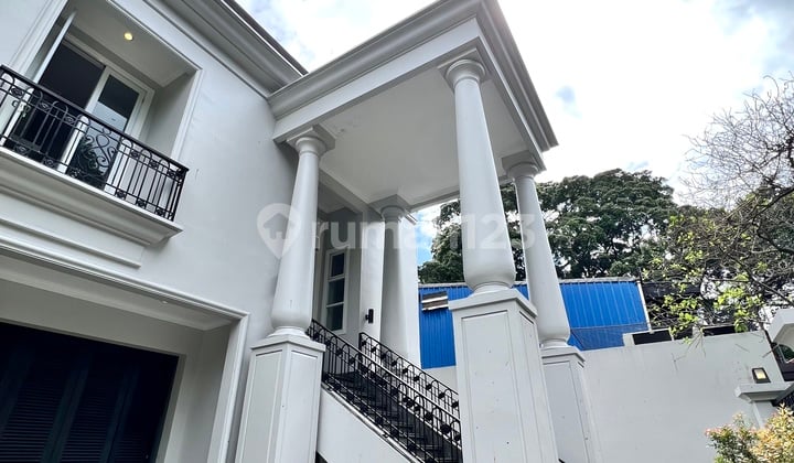 Rumah Cantik Siap Huni Kebayoran Baru Jakarta Selatan