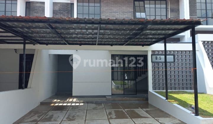 Sewa Rumah Dekat Unika, Mall , Cluster