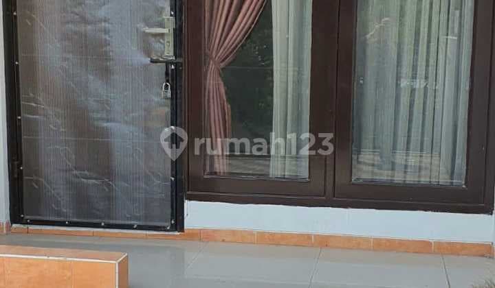 Sewa Rumah Siap Huni, Semi Furnish, Terawat, Dekat Sekolah Internasional, Nyaman, Lingkungan Tenang, Cluster