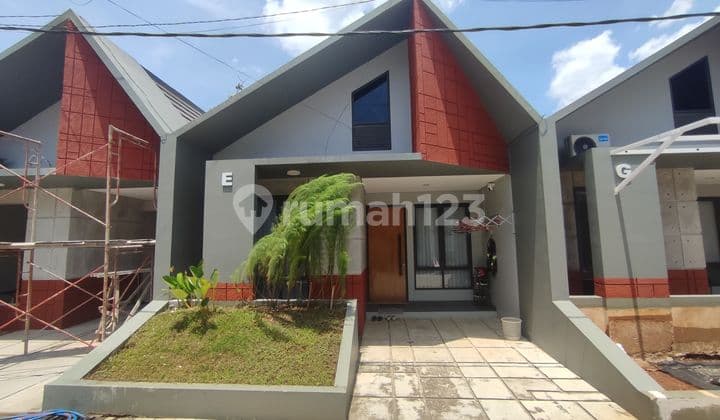 Rumah di Cibinong Bogor Spesifikasi Dinding Bata Merah
