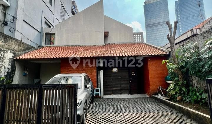 Kost di Setiabudi Jakarta Selatan SHM 10 Kamar Harga Dibawah NJOP Jual Cepat Strategis Disegitiga Emas Luas 228M²