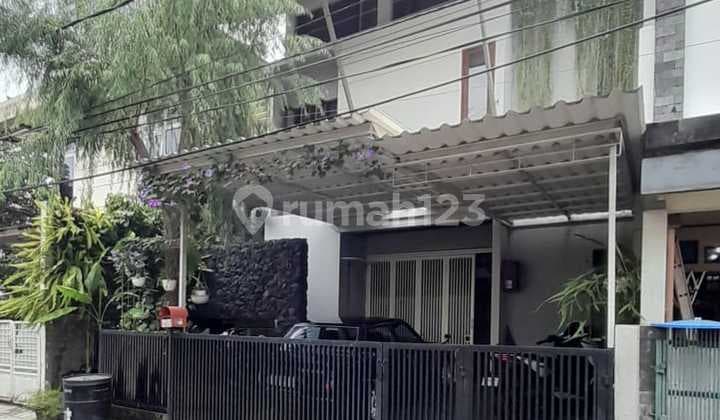Rumah di Bintaro sektor 4 SHM 2.5L Bagus fully furnished