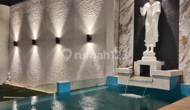 Rumah Mewah di Cirendeu Tangerang Selatan 2 Lantai SHM Bagus Dekat MRT