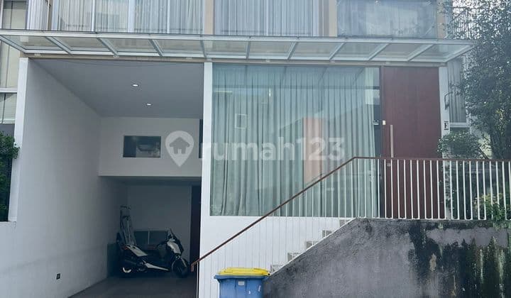 Rumah Dimampang Jaksel 2 Lantai, SHM Semi Furnish Siap Huni Turun Harga
