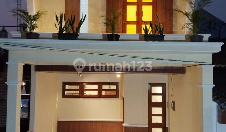Bisa KPR, Rumah, 3 Lantai, SHM, Dekat Fasilitas Kesehatan,Dekat KRL Harga Nego