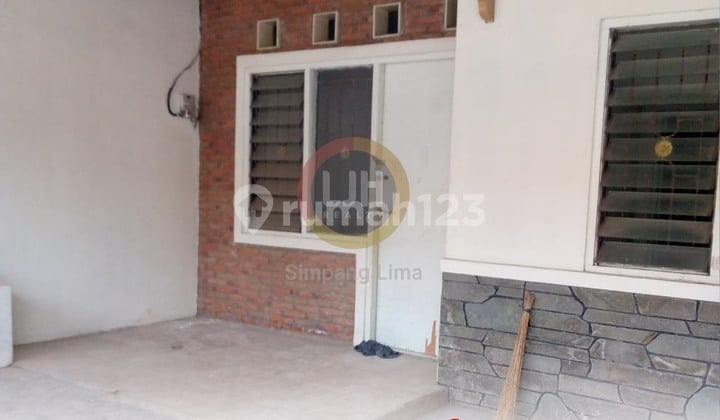 Disewakan murah rumah di Batursari Plamongan Indah