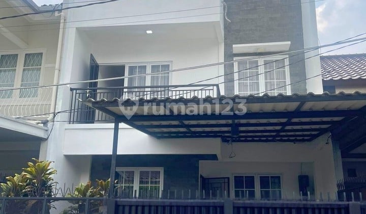 Rumah Lokasi Strategis Lingkungan Nyaman di Bintaro Jaya Sektor 5